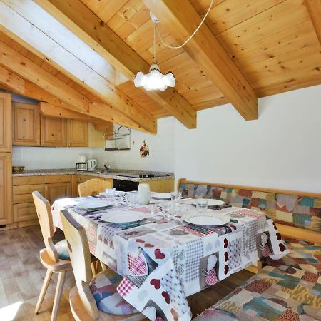 Appartamento Locazione Turistica Cecilia - CPO393 Campitello di Fassa Esterno foto